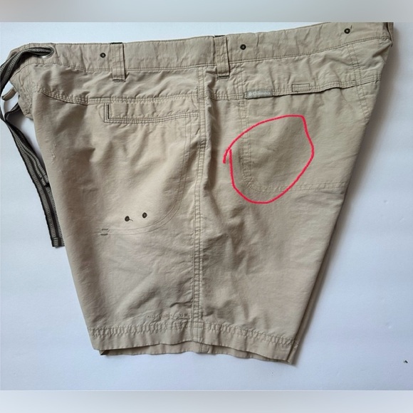Columbia Women's Omni-Shade Khaki Shorts - XL - Picture 9 of 16